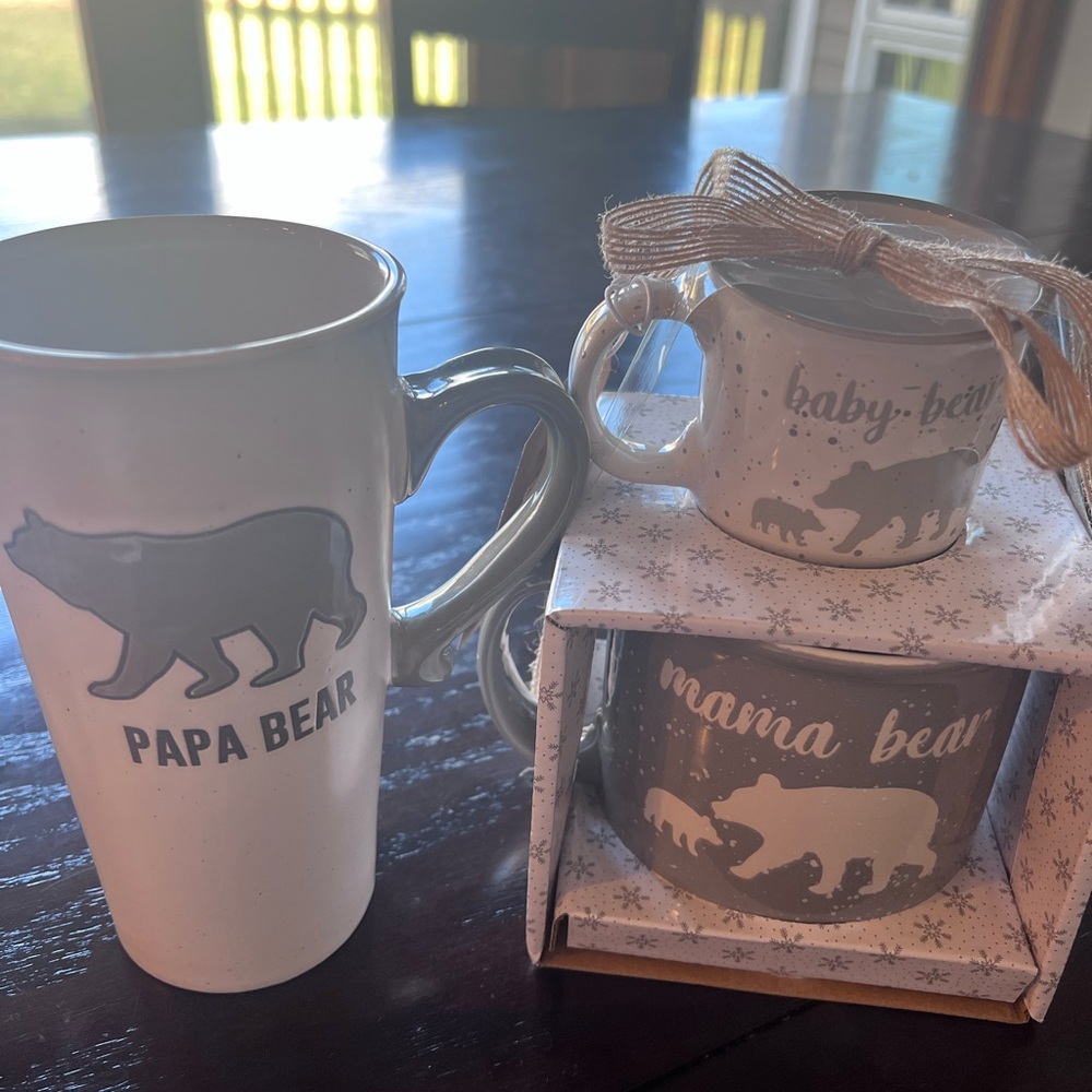 Brand new matching coffee cup set, grey in color and would make a great gift!